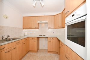 Kitchen- click for photo gallery